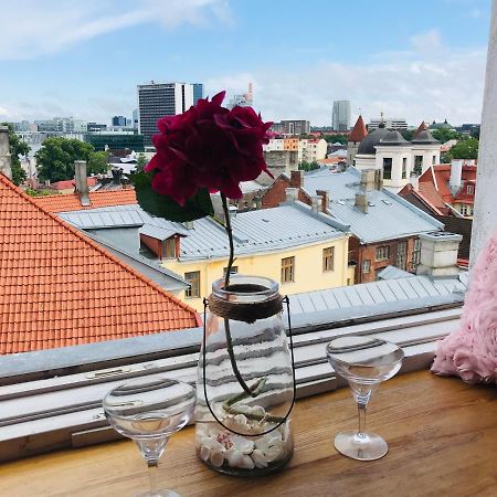 Cozy Oldtown Studio With Magnific City View Reval Esterno foto