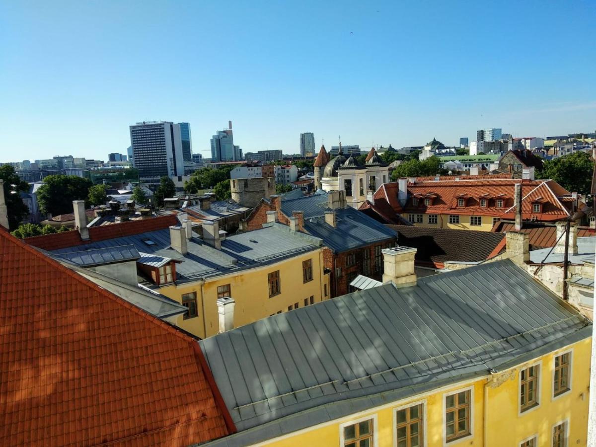 Cozy Oldtown Studio With Magnific City View Reval Esterno foto